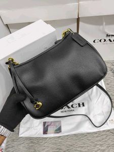 COACH**CARY MEDIUM CROSSBODY BAG IN SIGNATURE COAT