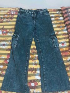 Flared charcoal Cargo Jeans