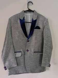 Stylish Grey Blazer with pant and tie