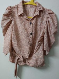 Chic Pink Floral Print Tie-Front Top