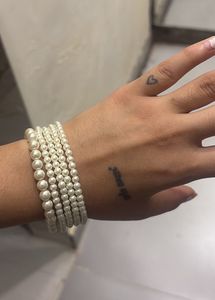 Set of Pearl Bracelets