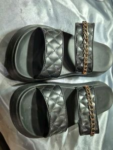 Chic Quilted Chain Slides