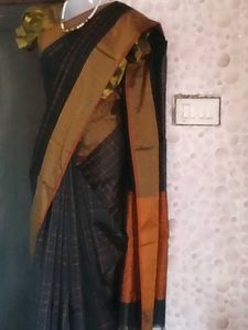NewHandwoven SilkPlaidFabricSaree-Black&amp;Mustard-E