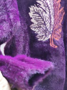 womens imported purple fuzzy sweater/sweatshirt