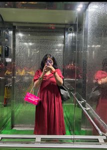 Elegant Red Midi Dress