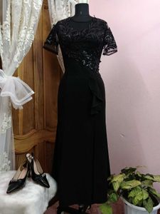 🖤 PRE-LOVED Elegant Black Sequin Evening Gown🖤
