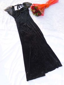 🥀Gorgeous Black Velvet Maxi Dress🥀