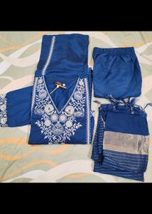 Women Ethnic Motifs Embroidered Regular Threadwork