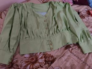 fluorescent green beautiful top