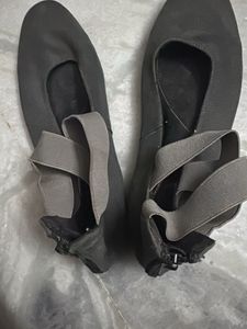 Grey bellies from catwalk