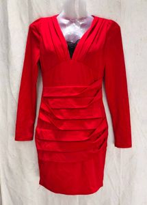 10J6. Stunning Red Ruched Long Sleeve Dress