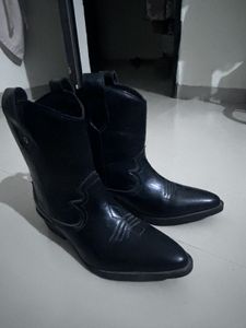 Black Cowboy Boots