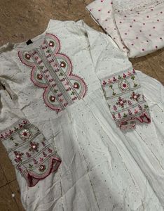 White Embroidered chikankari Anarkali