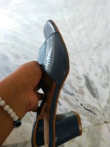 Blue Square-Toe Slides