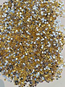 Gold &amp; Silver Rhinestones Mix 8 have total 50 kg