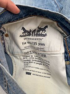 levis regular fit jeans
