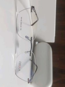 DIANA Eyewear Rimless Glasses