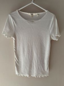White Ribbed Lettuce Trim Fitted Top