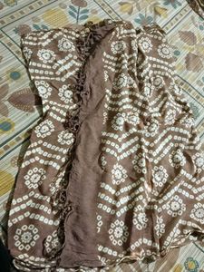 Brown Bandhani scarf