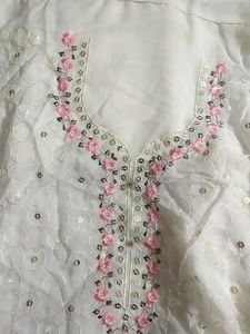 BRAND NEW BEAUTIFUL GEORGETTE SUIT
