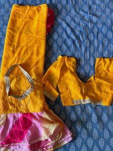 Saree For Haldi And Mehandi Function With Belt