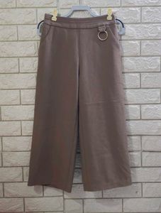 L.A. HIRE High-Waisted Wide-Leg Trouser