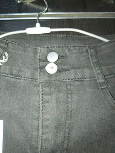 black straight jeans for women