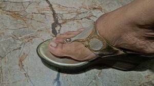Elegant Embellished Flat Sandals