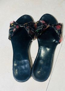 Chic Black sleeper, flats 🥿
