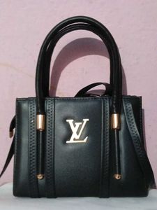 Chic Black Structured Handbag