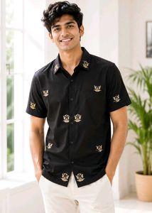 Men's Black Embroidered Short Sleeve Shirt