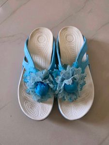 Cute Blue Floral Flip-Flops