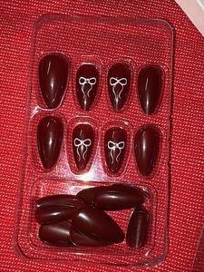 burgundy False Nails with Design