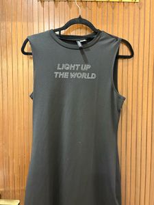 Sparkly Graphic Sleeveless Top
