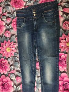 Women's Blue Denim Jeans