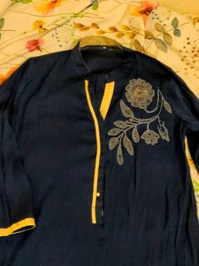 Elegant Navy Blue Embroidered Kurta