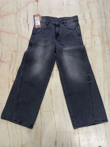 Boys Wide Leg Jeans new 🆕 🔥