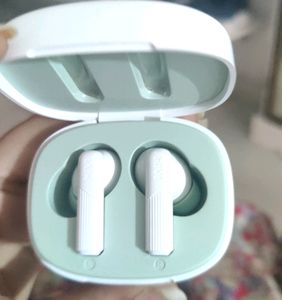 MiVi DUOPODS D3 True Wireless Earphones.