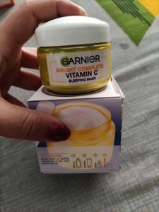 Garnier Vitamin C Sleeping Mask