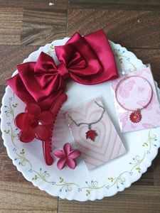 new hair accessories combo red colour