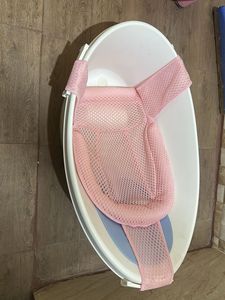 Baby Bathtub with Mesh Support