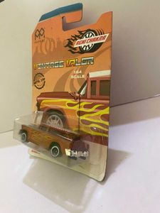 Papami Vintage Valor Diecast Car