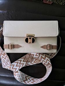 Stylish Textured Crossbody Bag
