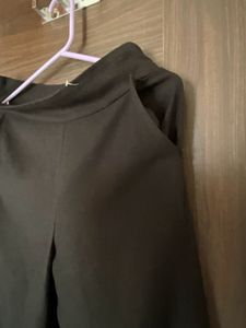 Black Capri Style Pants