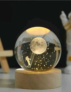 Astronaut Moon Crystal Ball Night Lamp"