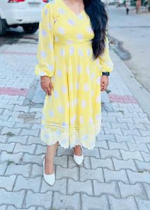 Chic Yellow Polka Dot Dress