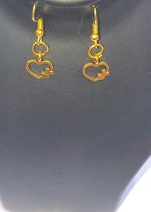 Double Heart Metal Eyerring  Latest Trending Fancy