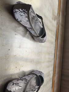 Elegant Grey Lace Ballet Flats *size 40*