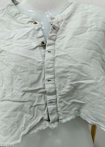 Lightweight Cropped Button-Up Shirt