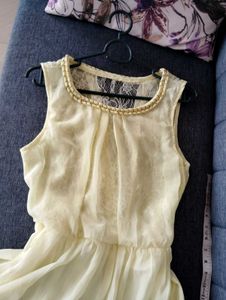 Elegant Sleeveless Yellow Dress